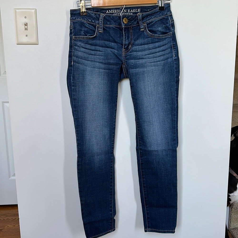 American Eagle jegging.